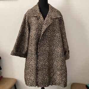 Caroline Rose, 3X, leopard print w/ gold sequins, A-line, excellent cond., coat